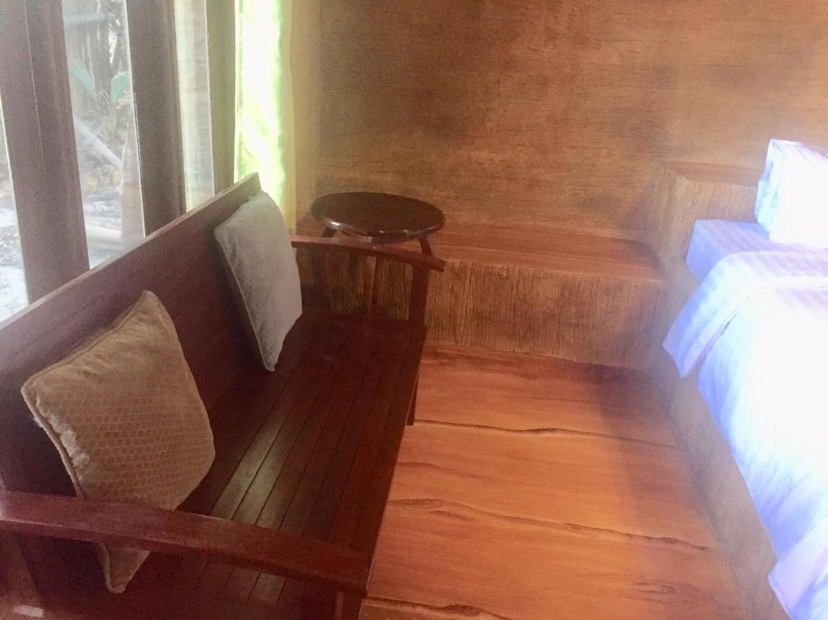Ban Tawansongfa Hotel Langszuan Kültér fotó